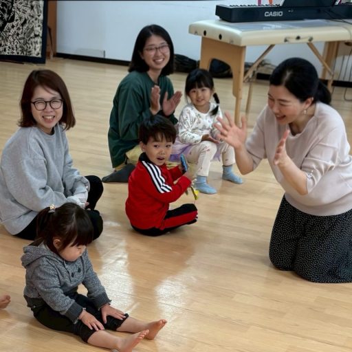 さいたま市岩槻区の英語リトミック教室